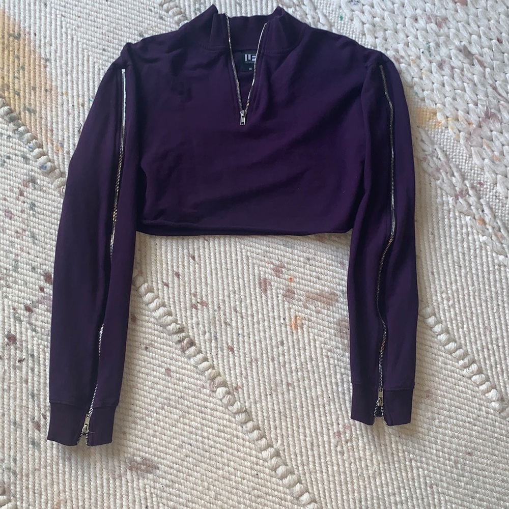 LF Los Angeles crop top sweater